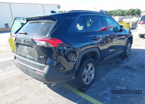 2024 Toyota Rav4 Xle from USA, damaged, VIN 2T3W1RFV2RW323084